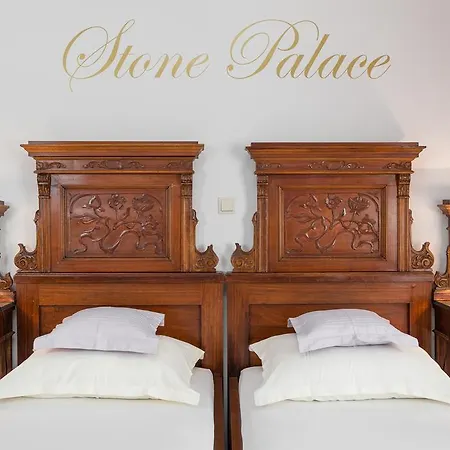Luxury Boutique Stone Palace Apartament